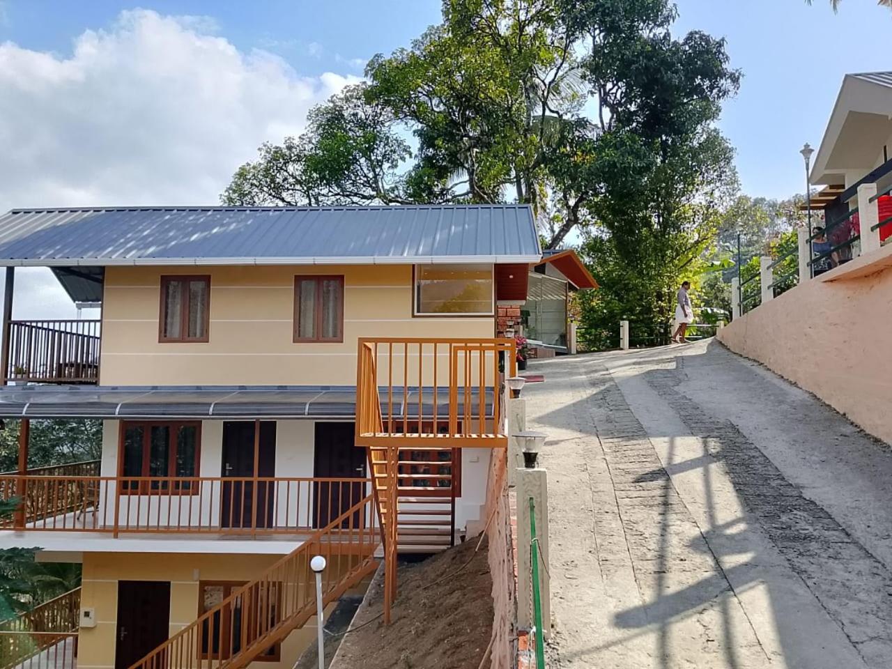 Cloudscape Homestay Pīrmed Екстериор снимка