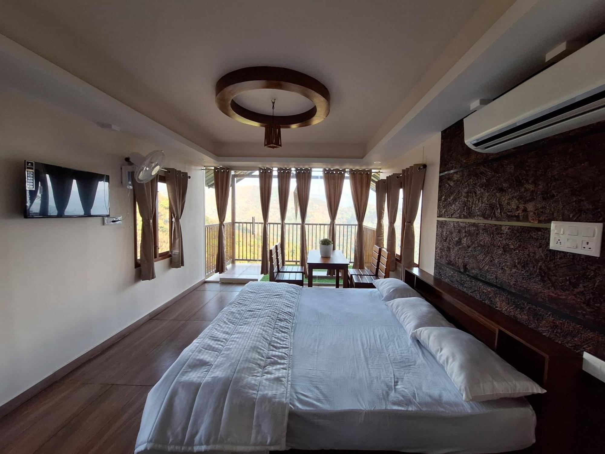 Cloudscape Homestay Pīrmed Екстериор снимка